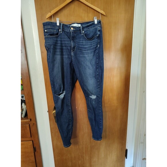 Levi's Jeans Women's Blue Stone Wash High Rise Super Skinny Jeans Shaping 16 W33 - Picture 1 of 5